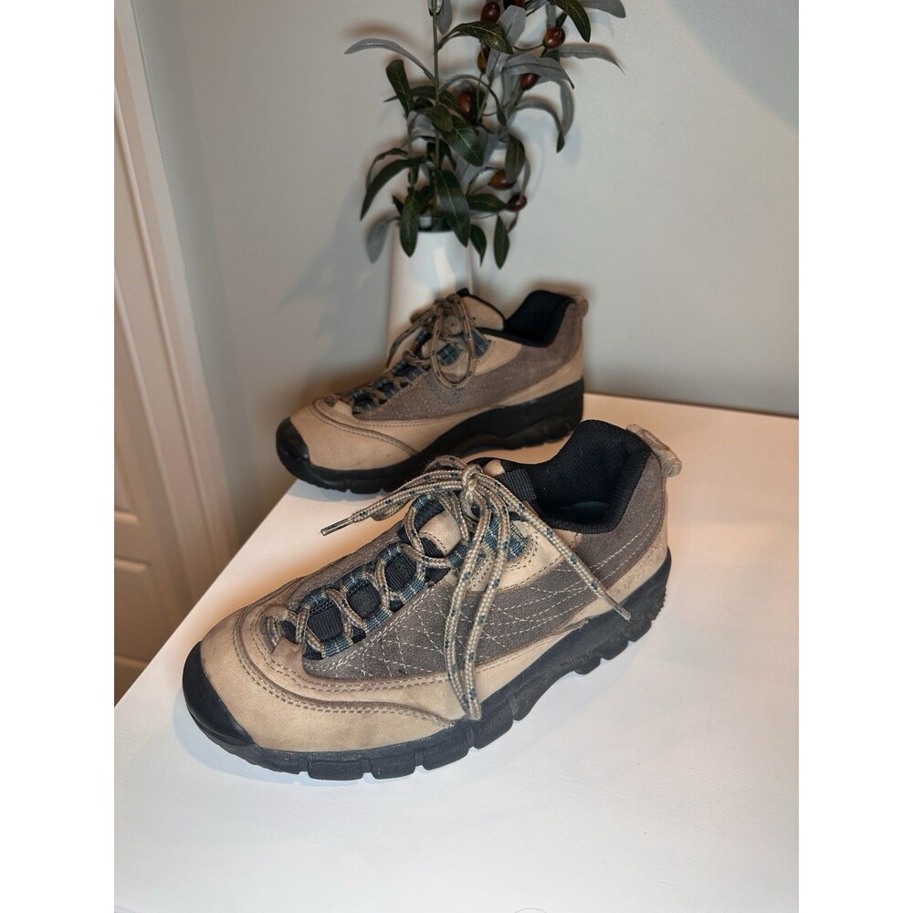 Merrell Helium Stone Women’s Low Top Tan Suede Hiking Shoes Size 7